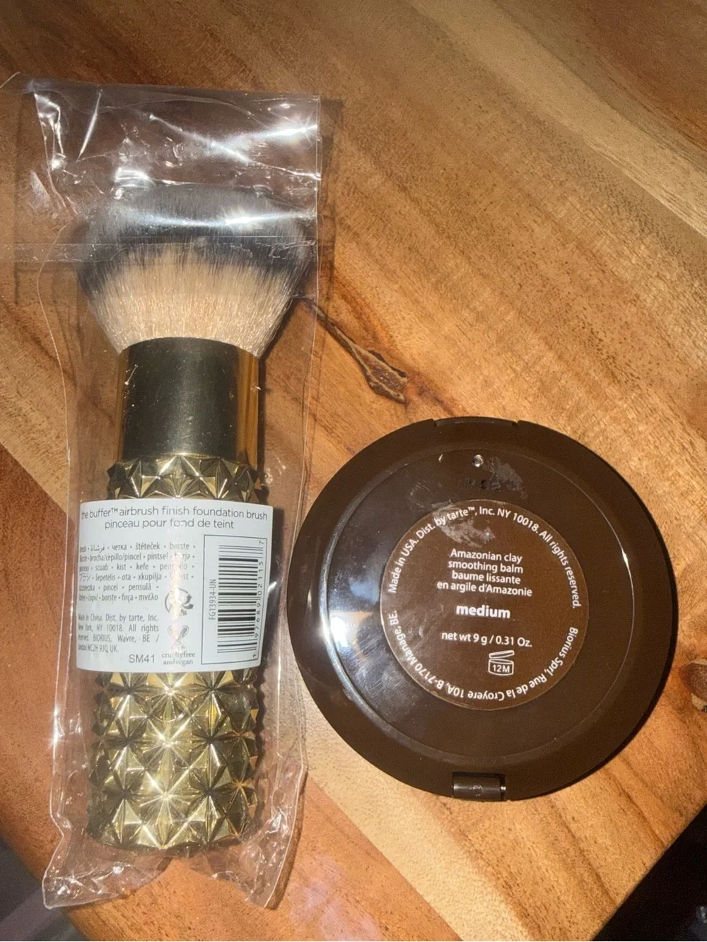 Tarte Amazonian clay smoothing balm-MEDIUM and Tarte brush